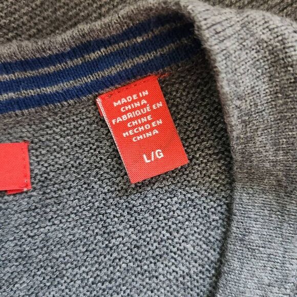 Izod Gray V-neck Sweater Size Large Preppy Gray Sweater - Picture 5 of 6